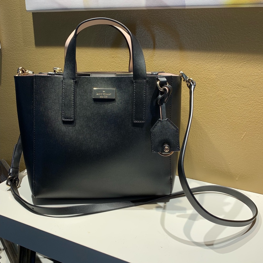 Authentic Kate Spade cross body purse